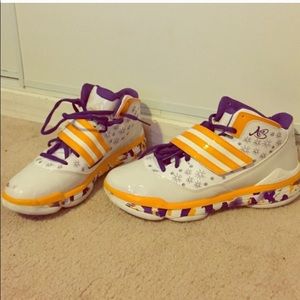 Andrew Bynum limited edition Adidas